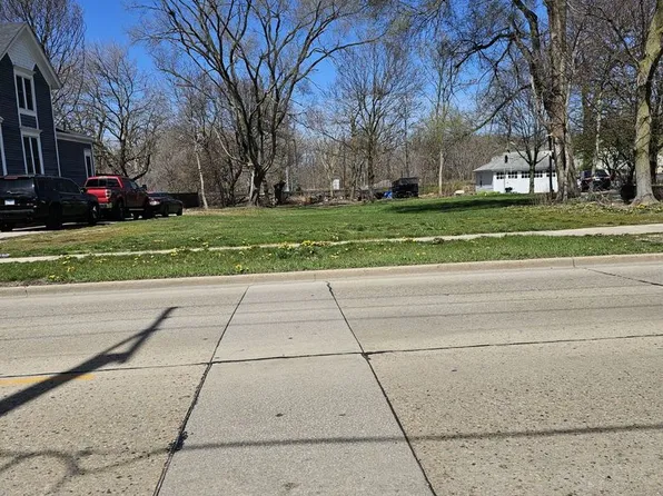 347 W Washington St, West Chicago, IL 60185