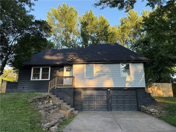 19215 E 18th St N, Independence, MO 64058