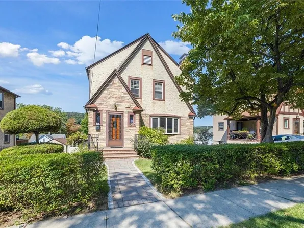 21 S Hillside Avenue, Elmsford, NY 10523