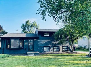 20452 Dubois St, Clinton Township, MI