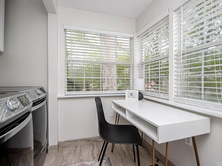 4816 Kenyon Dr — Photo 37