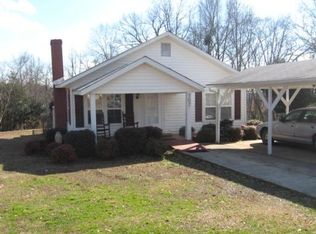 307 Batchelor Dr, Blacksburg, SC 29702
