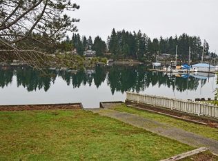 5100 E Grapeview Loop Rd, Allyn, WA 98524