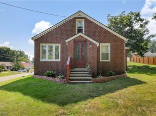 9880 Bellhaven Ave NW, Uniontown, OH 44685