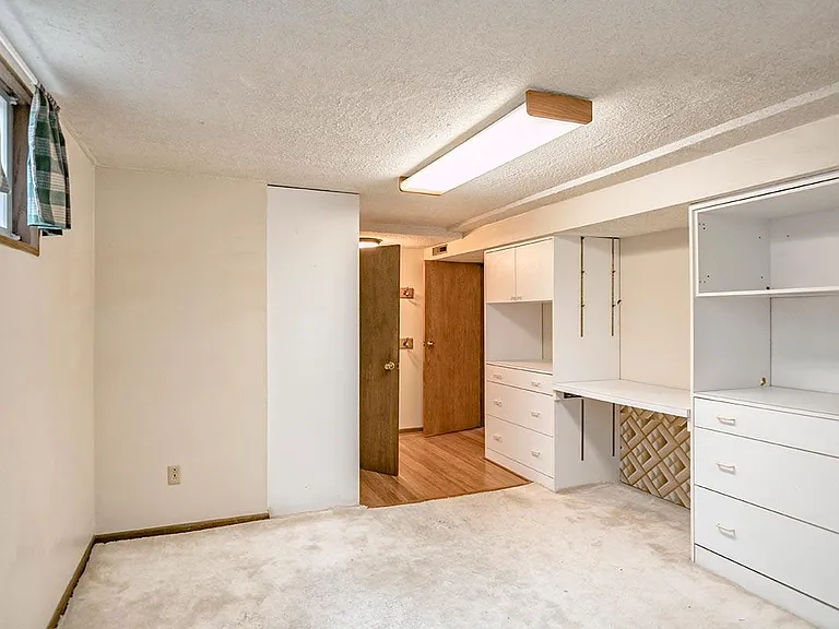4010 Teri Ln — Photo 18