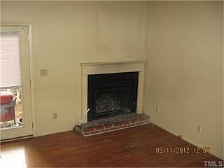 2nd image of 303 Kendall Dr #202