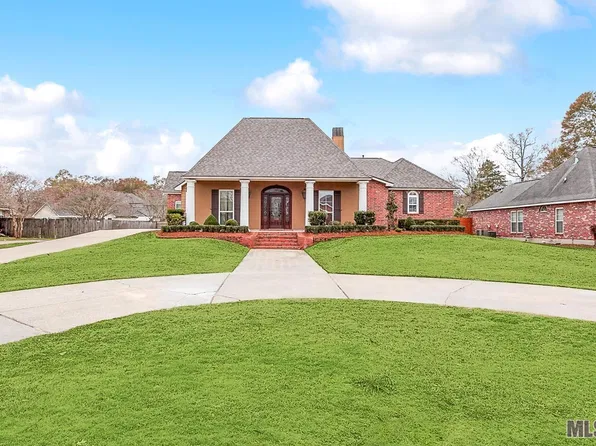 1224 Chariot Dr, Baton Rouge, LA 70816