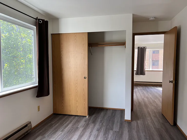 4550 7th Ave NE #303 — Photo 5