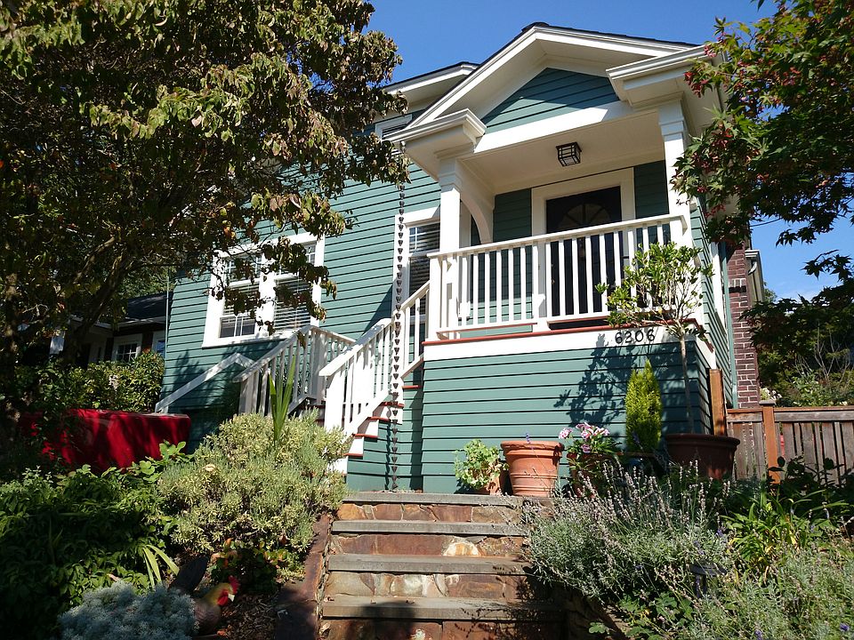 2nd image of 6206 27th Ave NE