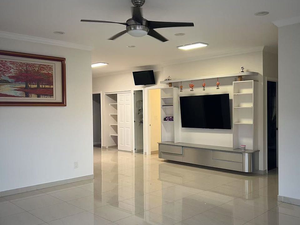 1st image of 1585 Ahihi St