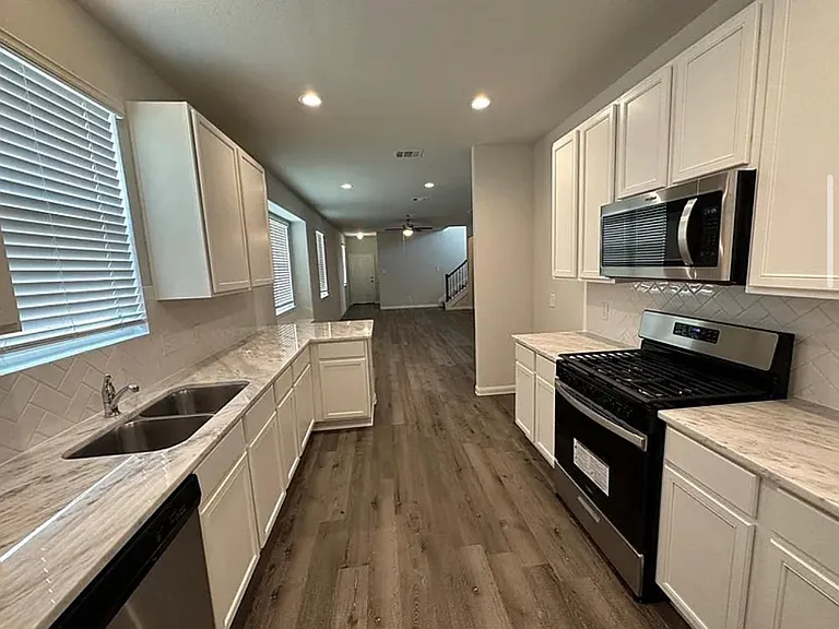 24635 Porta Borsari Dr — Photo 6