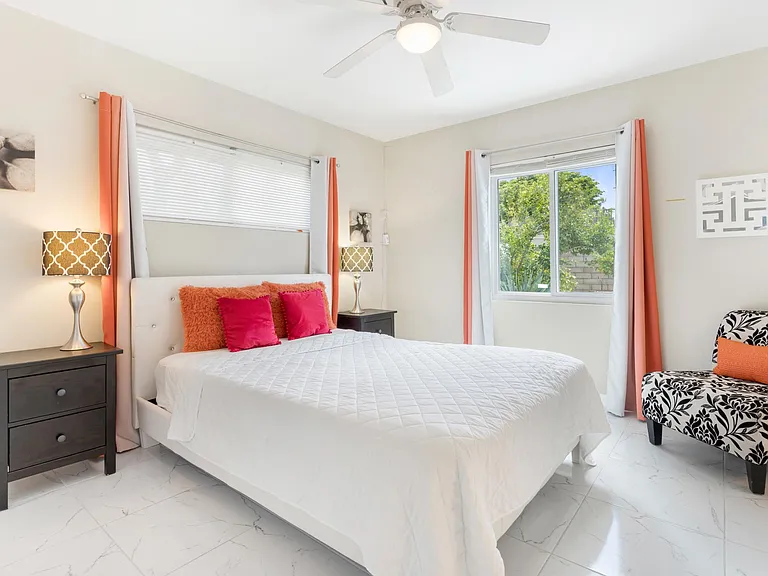 4385 E Paseo Caroleta — Photo 10