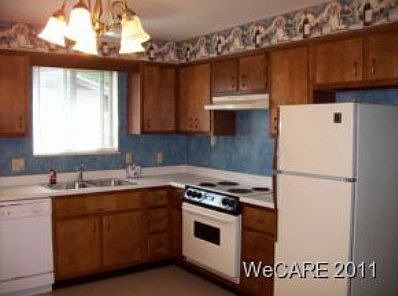 2nd image of 1834 Mound Rd