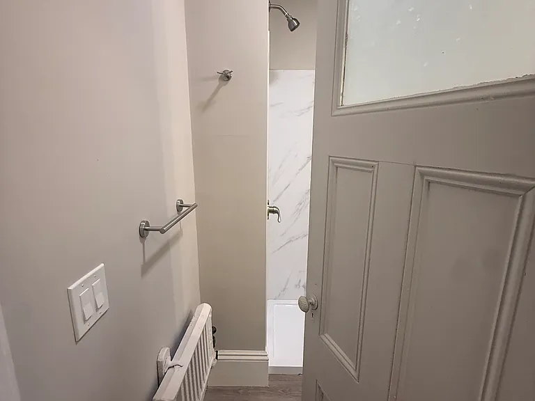 24 Walnut St #4 — Photo 9