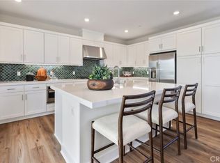 195 Junco, Irvine, CA 92618