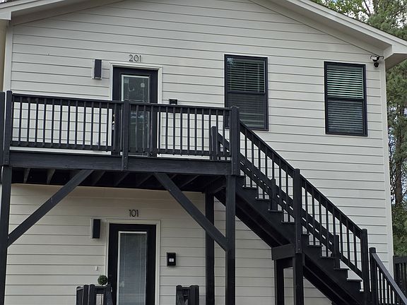 3rd image of 713 Method Rd #101