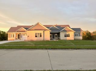 3100 W Covered Bridge Dr, Lincoln, NE 68523