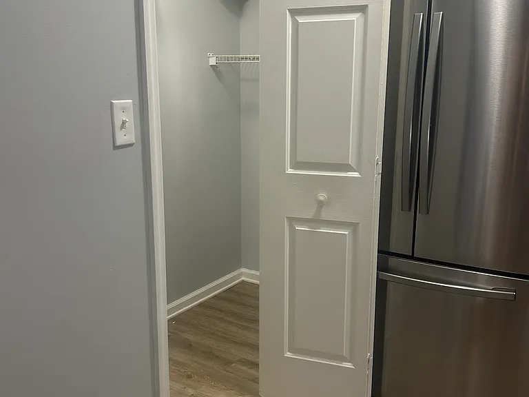 274 Waterdown Dr #11 — Photo 8