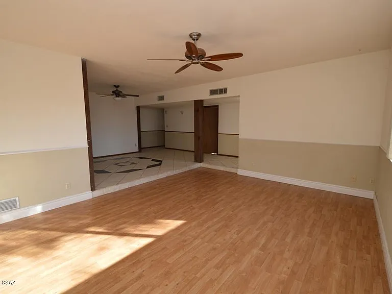 5050 N Hillcrest Dr — Photo 3