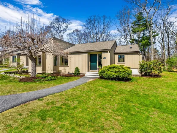 236 Aspen Cir Unit 236, Lincoln, MA 01773