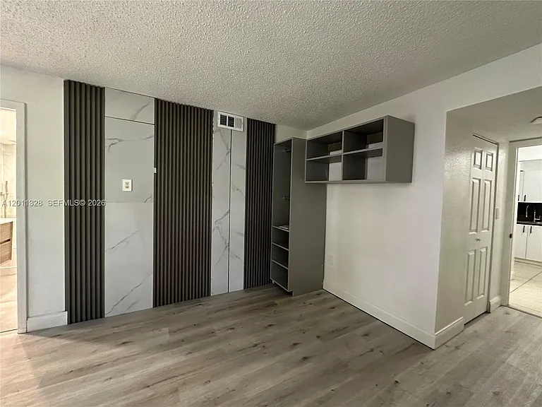 4215 N University Dr #101 — Photo 14