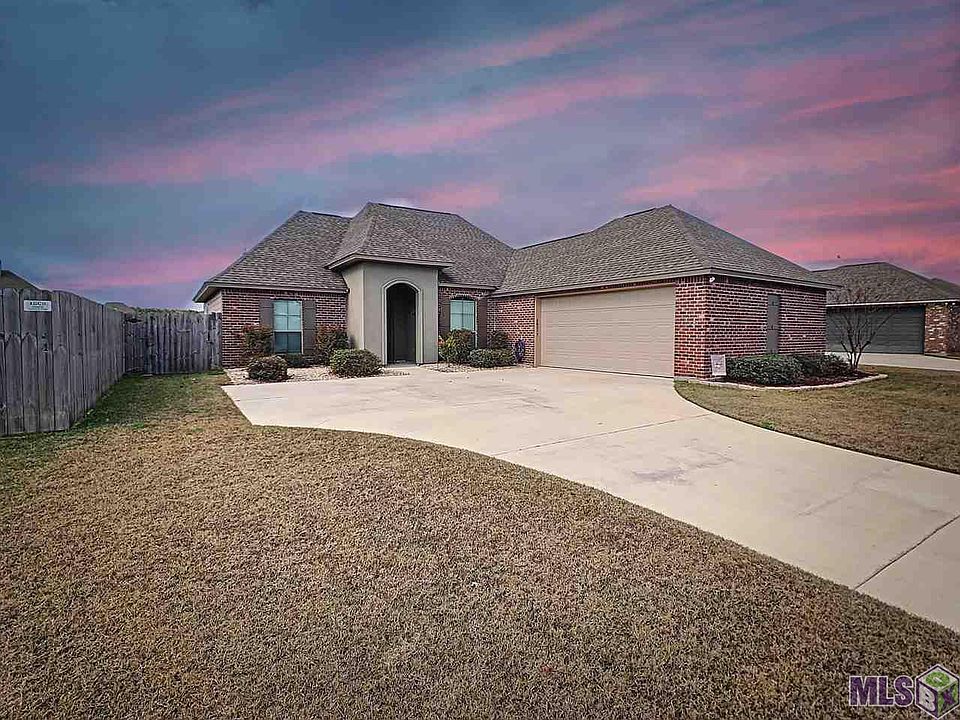 1st image of 28297 Lake Salvador Dr