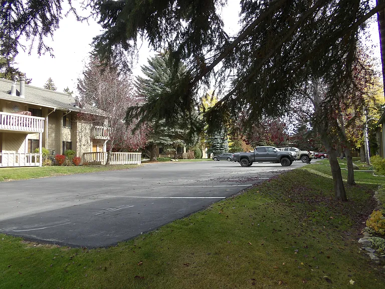 340 River St W #107 — Photo 37