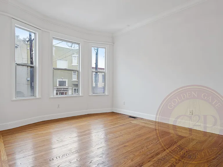 1640-1642 Leavenworth St — Photo 16