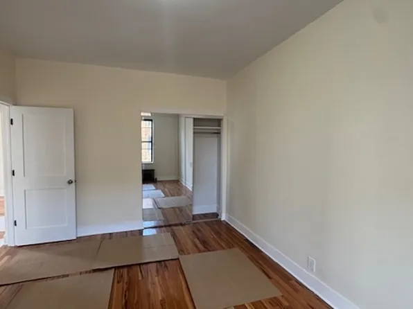 313 Brightwater Court image 7 of 15