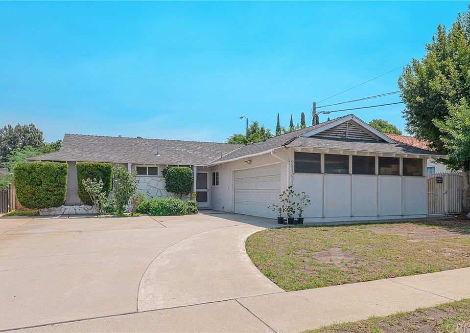 1st image of 20462 Calpet Dr