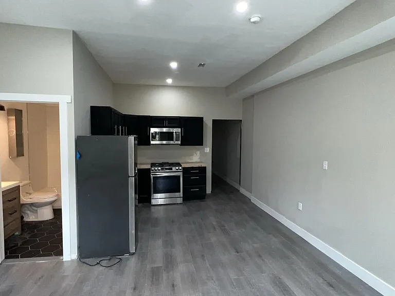 608 N Carrollton Ave #2 — Photo 6