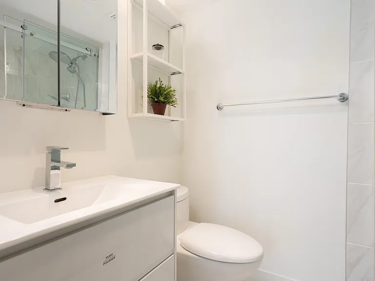 939 Homer St #2604 — Photo 11