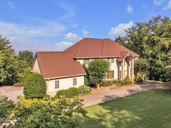 815 Battlefield Park Dr, Dalton, GA 30720