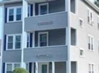 124 Heywood St #2, Worcester, MA 01604