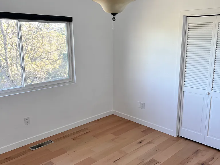 608 La Paloma Ln — Photo 18