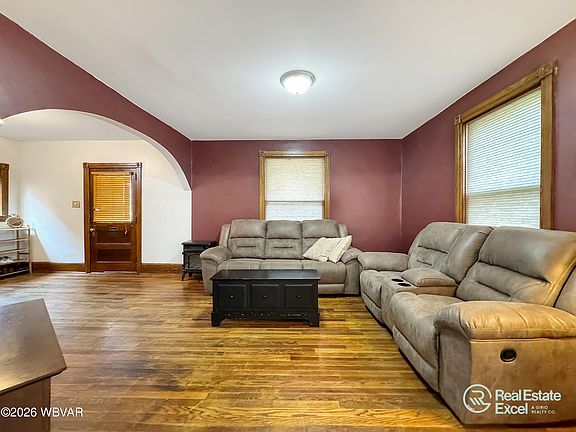 4th image of 129 W Central Ave