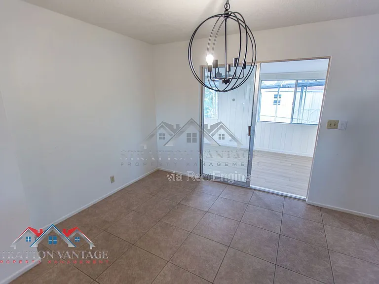 5706 E Des Moines St — Photo 11