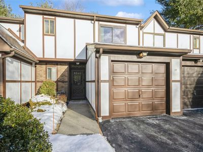 27 Topaz Run, Poughkeepsie, NY, 12603