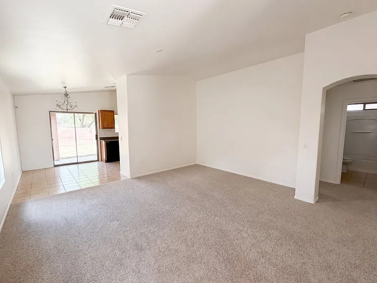 1018 E Lyle Canyon Dr — Photo 13