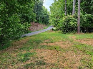 788 Old Salem Rd, Murray, KY 42071