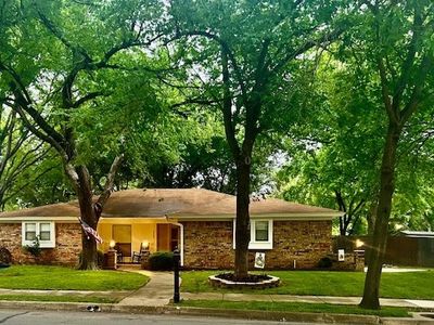 3025 Highgate Ln, Bedford, TX, 76021