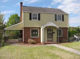 3028 Willow Rd NW, Roanoke, VA 24017