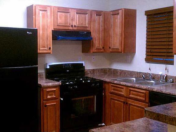 2nd image of 444 McArthur Dr NE