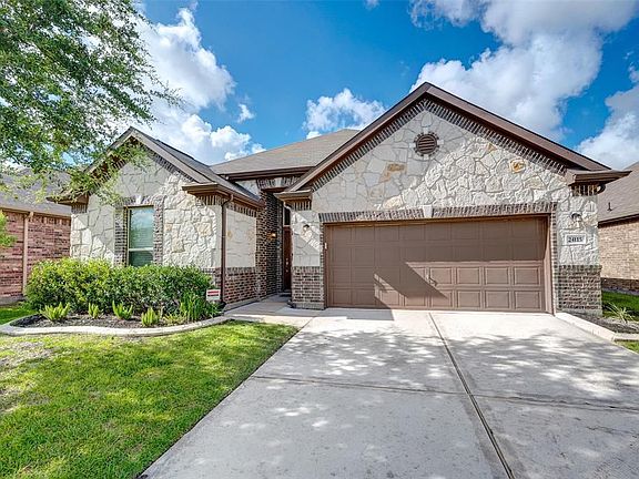 3rd image of 24115 Orange Orchard Ln