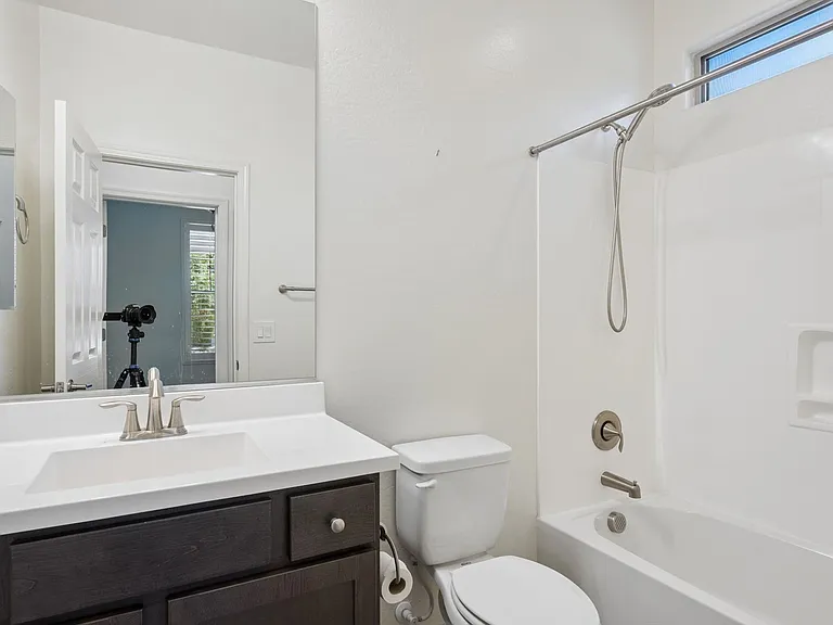 10445 E Tesla Ave — Photo 21