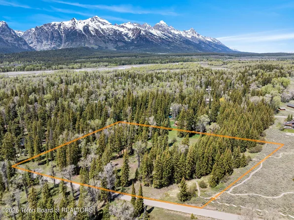455 E Buck Mountain Rd, Jackson, WY 83001