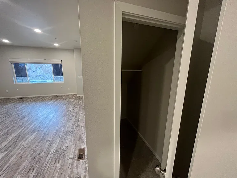 2720 Barnstormer St #5 — Photo 8