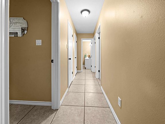5th image of 5401 Hollytree Dr APT 1103
