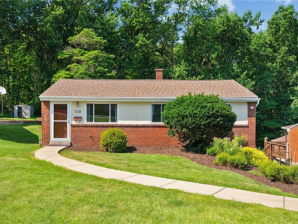 1st image of 708 Illini Dr