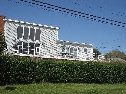 Hear the Ocean Roar — Photo 2